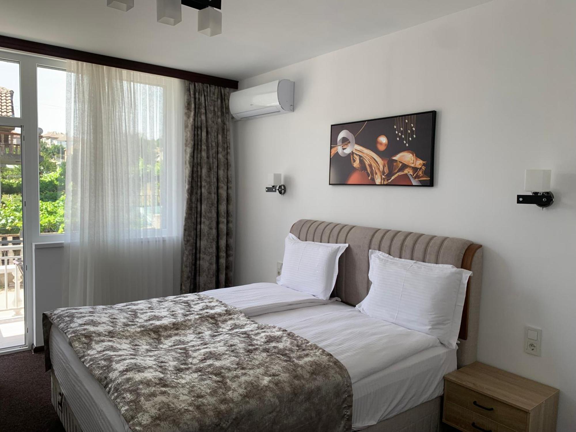 Hotel Elit Kirkovo  Buitenkant foto